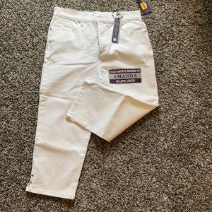 Gloria Vanderbilt Capri pants